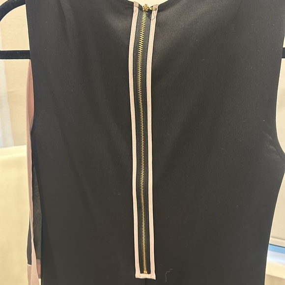 Ted Baker dress • size: 0 • cute “cape” detail on one side + gold buttons - Picture 6 of 7